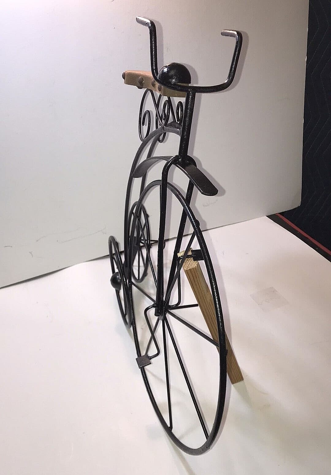 Tall Wrought Iron (Welded Wire) Early Bicycle Decor For Outside Or Pub Wall 6