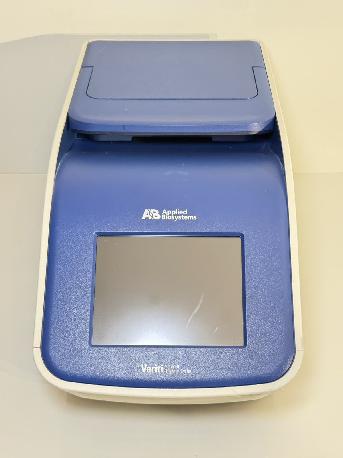 Applied Biosystems Veriti 96-well Thermal Cycler PCR Model: 9902 (P/N: 4375786)