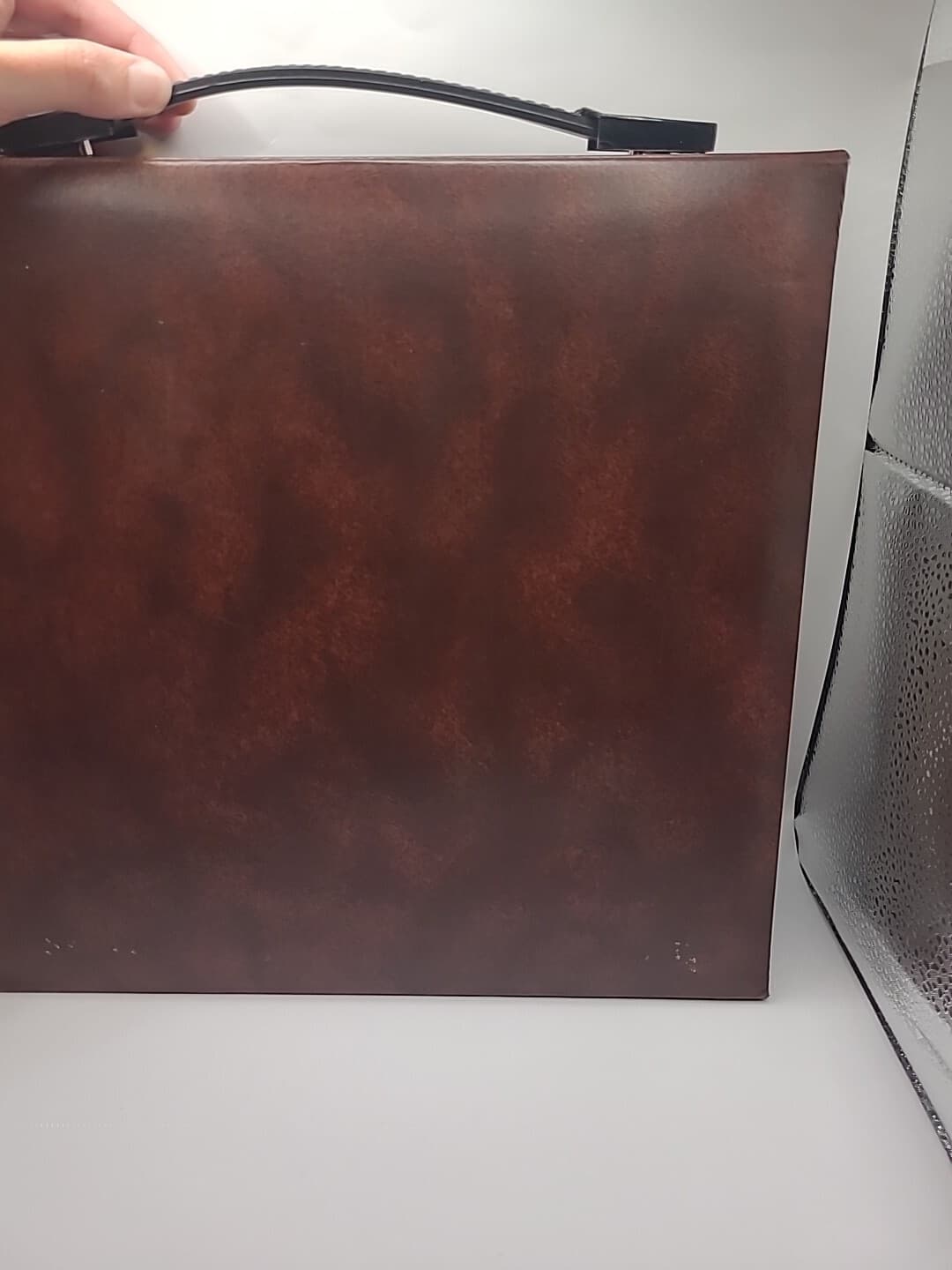 Vintage Photo Album Briefcase with Handle and 200 Phot Slots Faux Leather 2