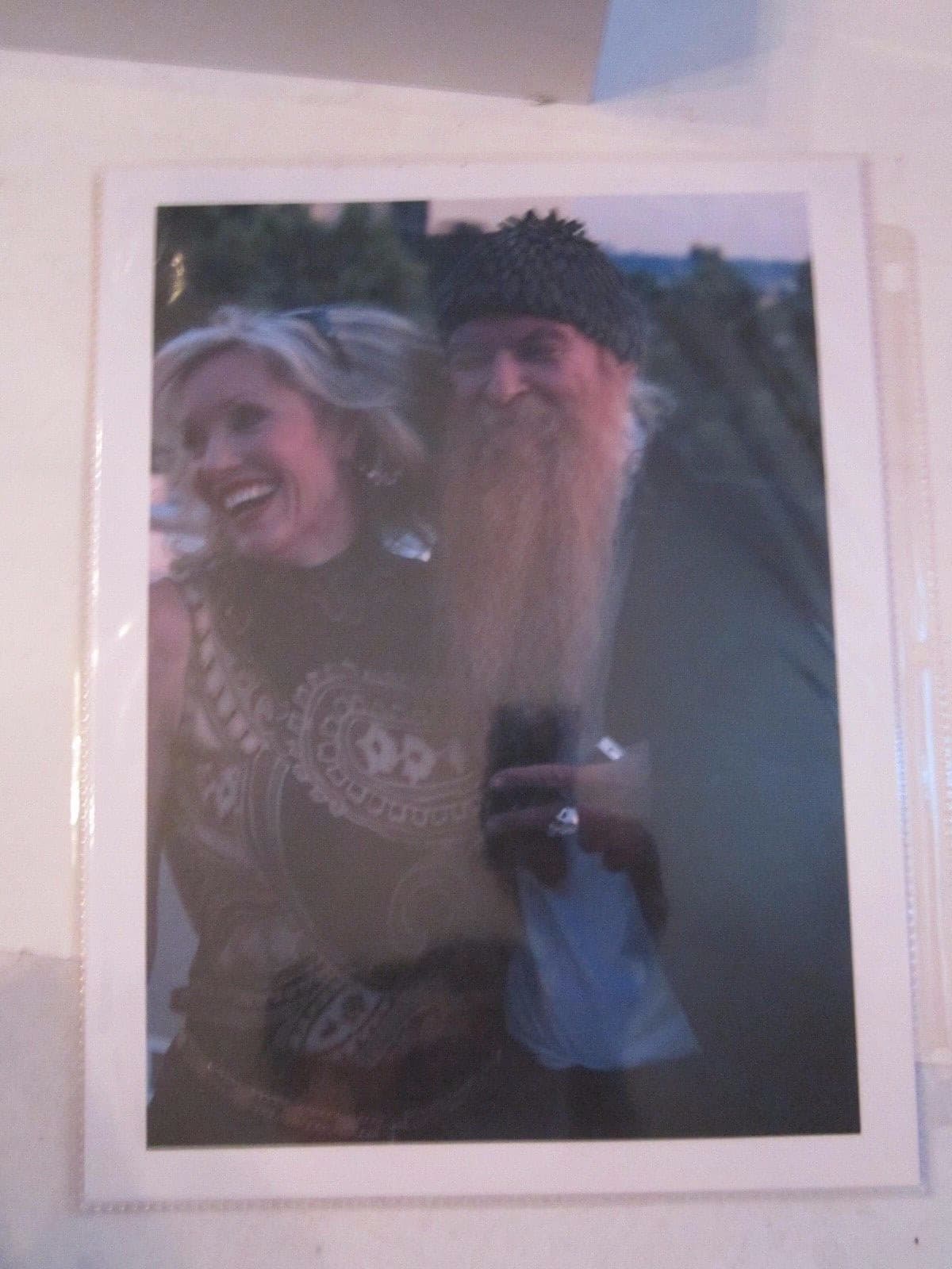 4 BILLY GIBBONS ZZ TOP PHOTOGRAPHS 8" X 10" & AUTOGRAPH - 3" X 5" - TUB BN-14 2