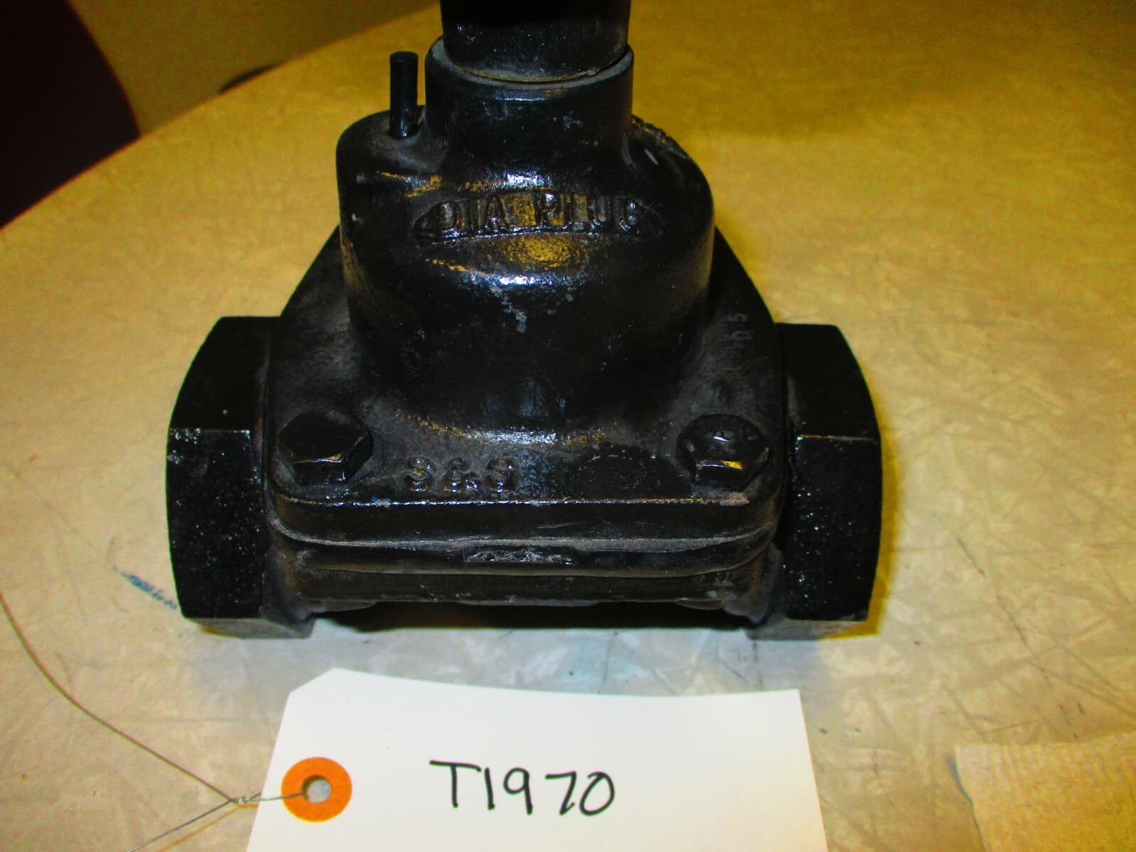 S&S DIA-PLUG Valve | 1-1/4" FNPT Thread Ends | Iron Body | Hand Wheel Op | 22-01 2