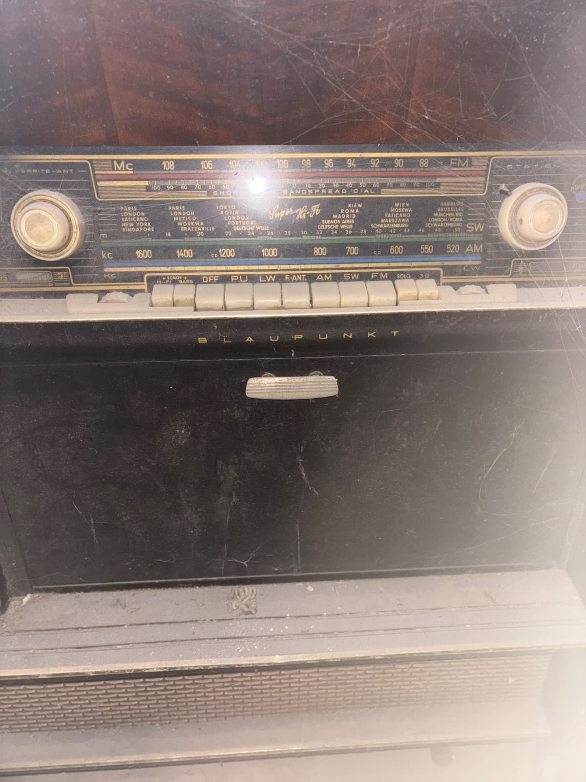 1960’s German Blaupunkt console Unit  (radiogram) 4