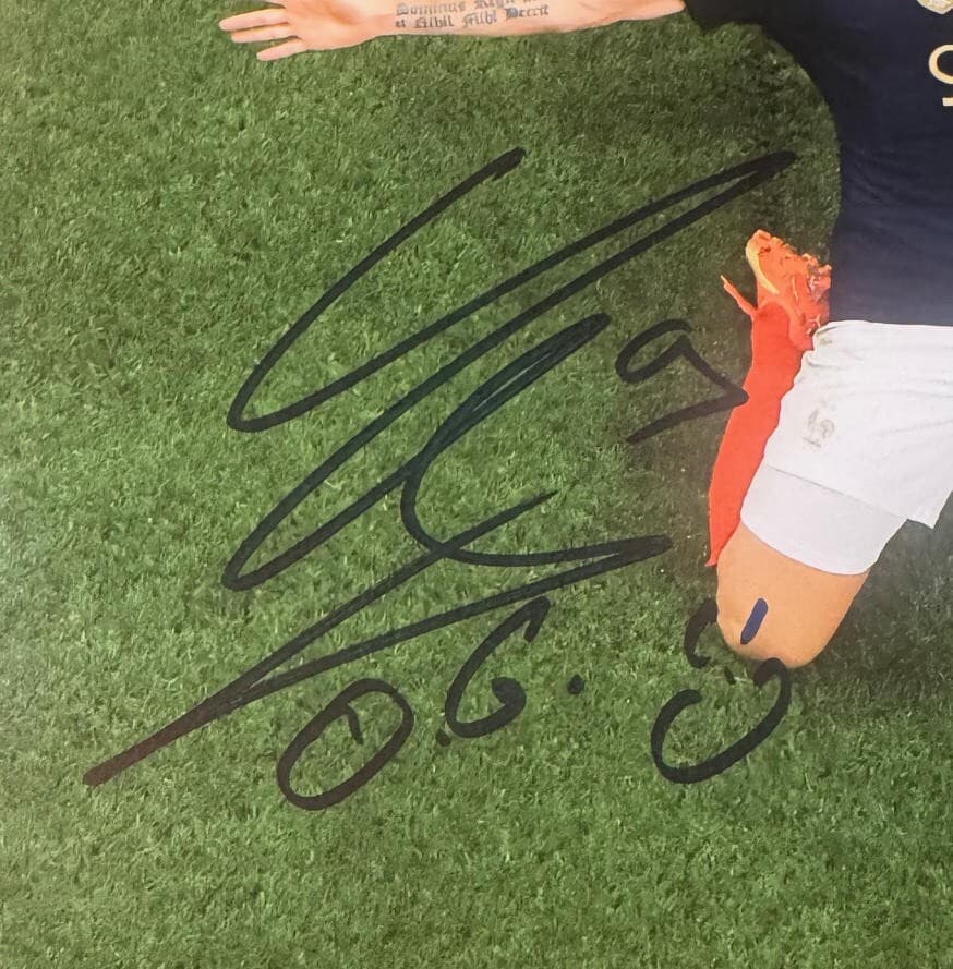 OLIVIER GIROUD Autographed 8x10 Photo SIGNED AUTO JSA COA FRANCE 2