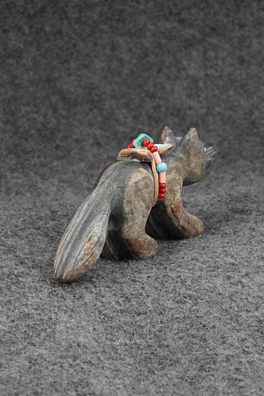 Wolf Zuni Fetish Carving - Douglas Martza 5