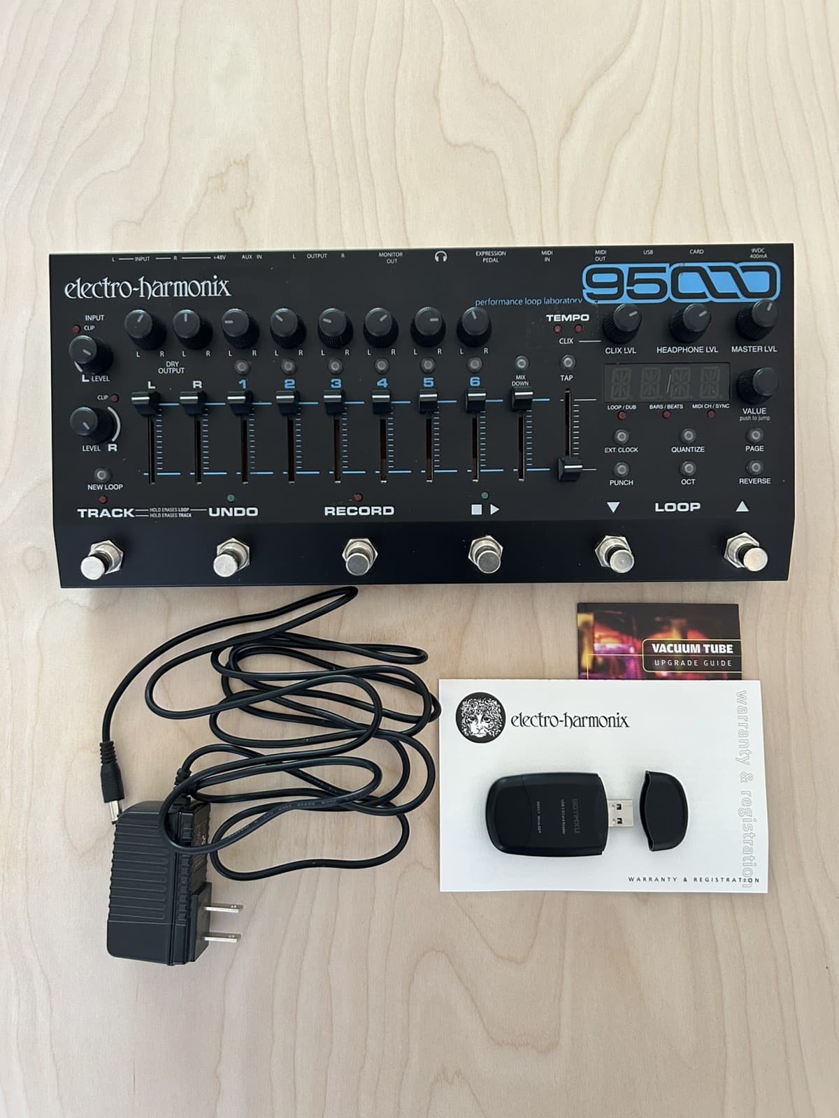 Electro-Harmonix EHX 95000 Performance Loop Laboratory Looper Pedal 4