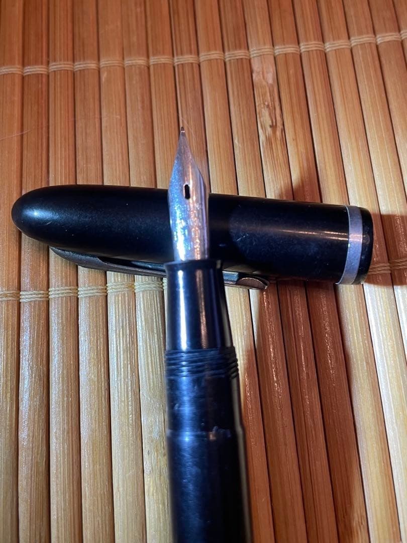 Antique PILOT Erabo fountain pen postwar vintage 2