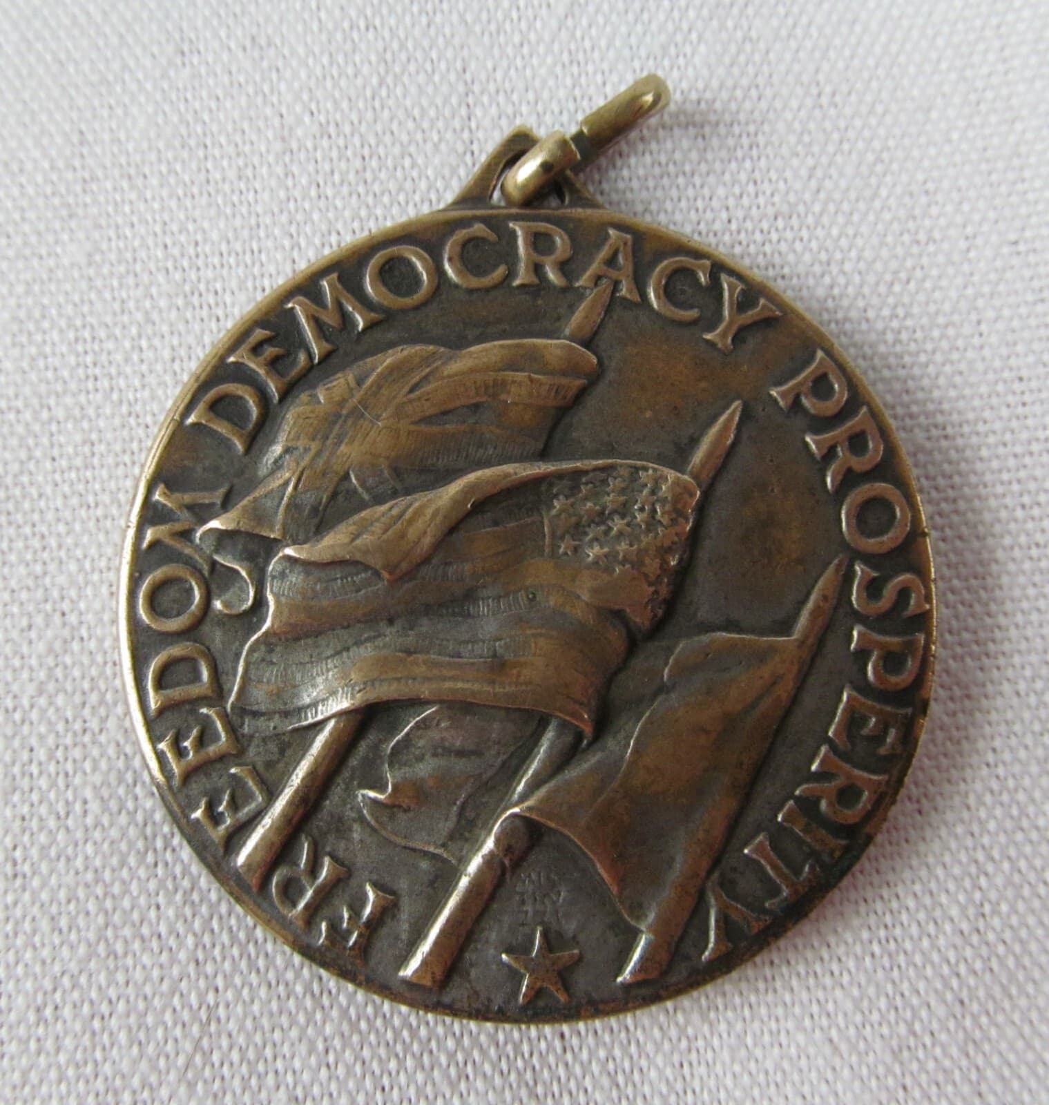 WWII Medal Commemorating The Liberation Of Rome June 4th 1944 World War II