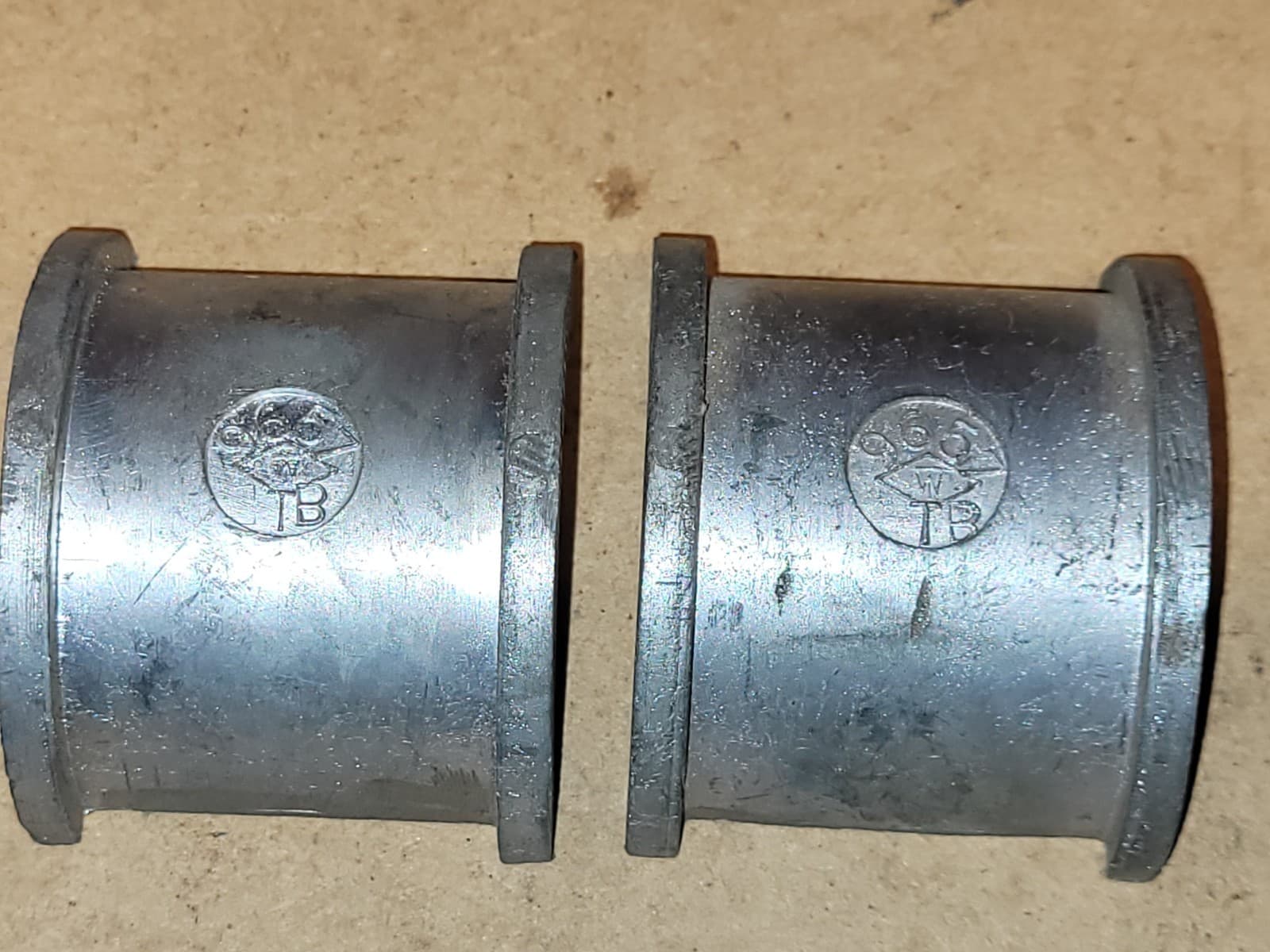 NOS 1.5 hp International IH M Rod Bearing Gas Engine Motor Hit Miss McCormick  5