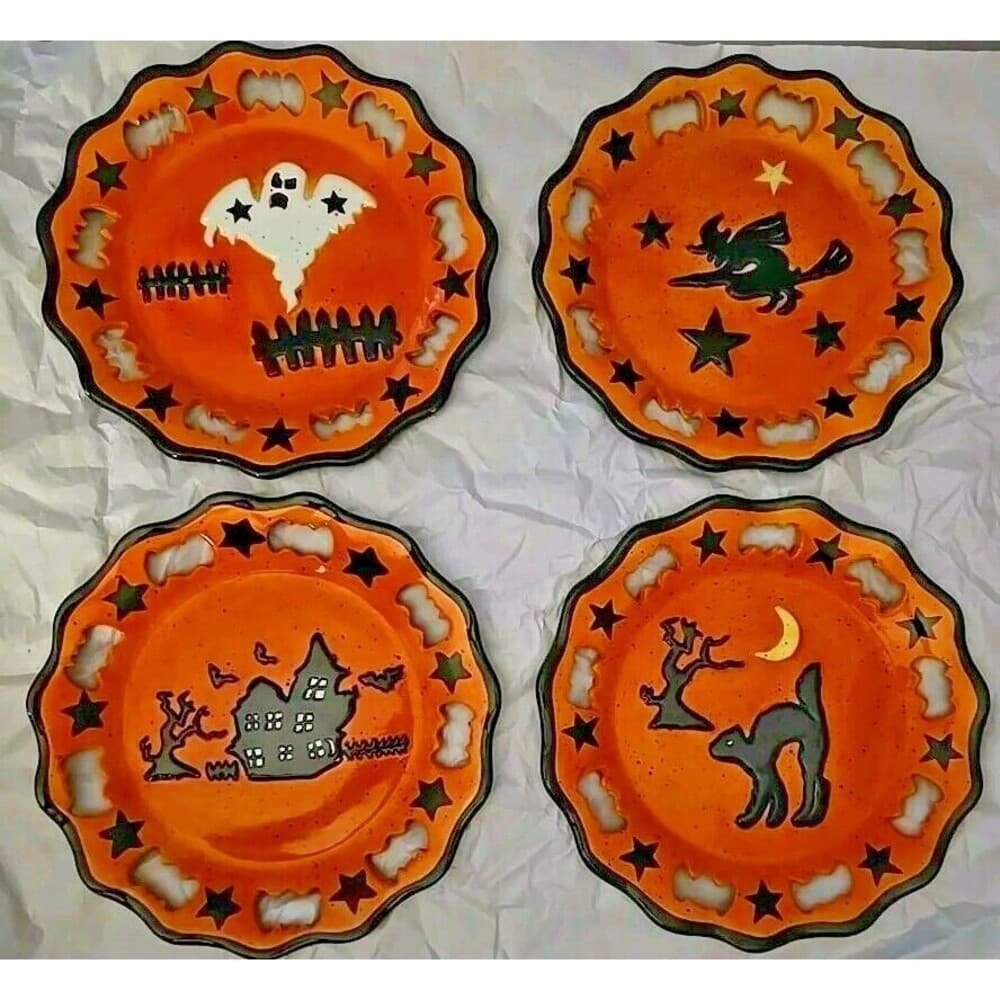 Garden Ridge Halloween 4 Plates Ghost Witch Haunted House Cat Moon Star Bat Rare 6