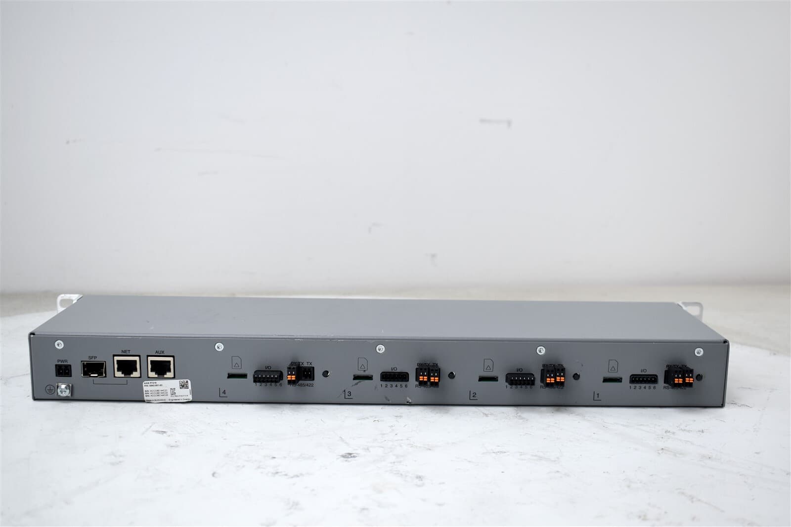 Axis P7216 16-Channel Video Encoder 0542-001-03 6