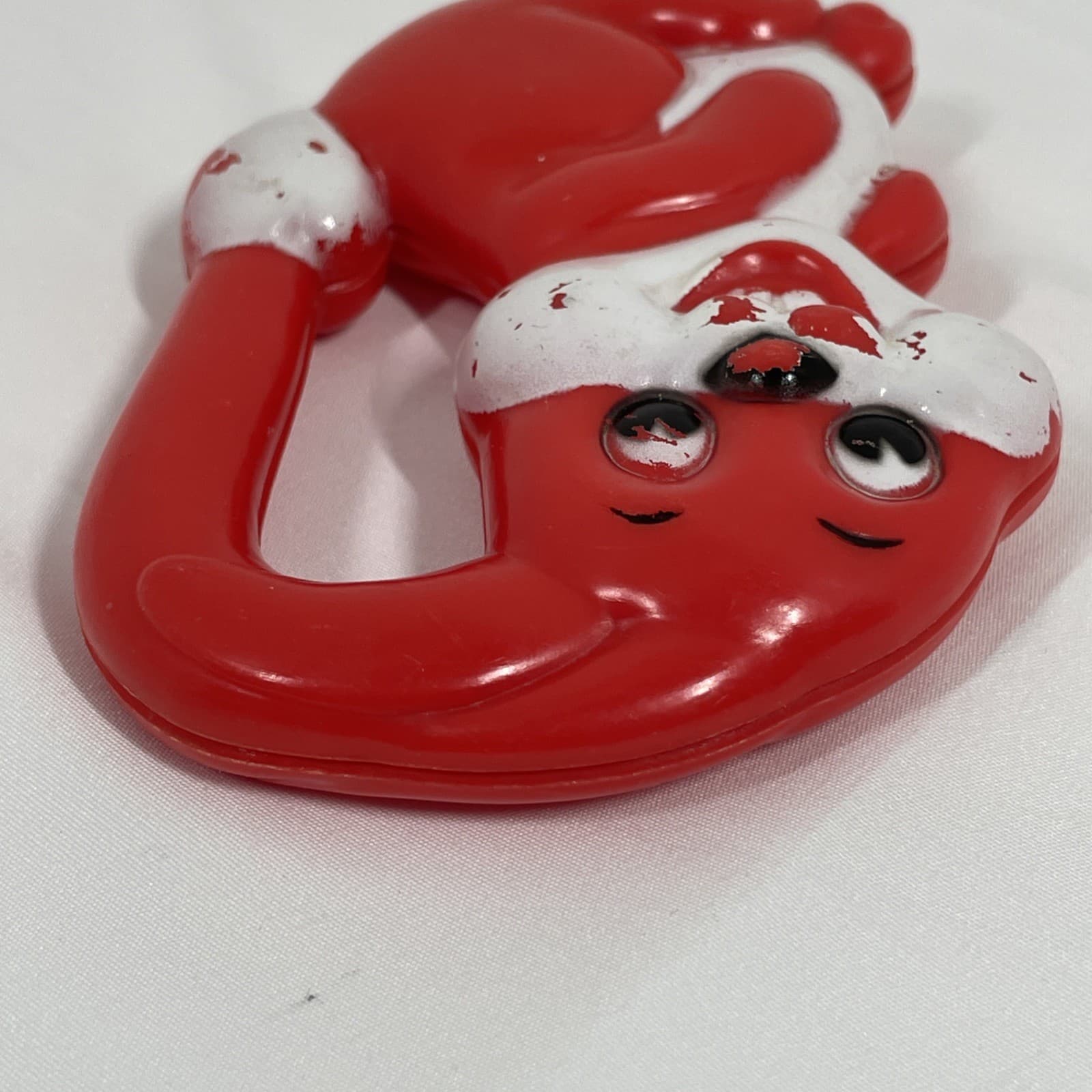 VINTAGE Evenflo Plastic Red and White Rabbit Bunny Rattle Baby Toy 3.5” USED 4