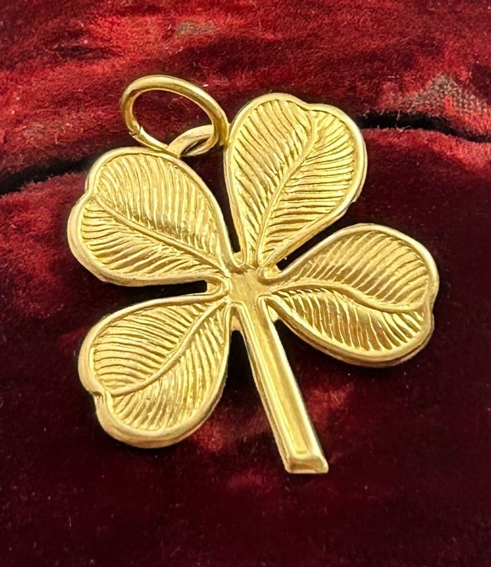 Vintage Lucky Charm Pendant Four Leaf Clover Brass Metal Jewelry Shamrock 3