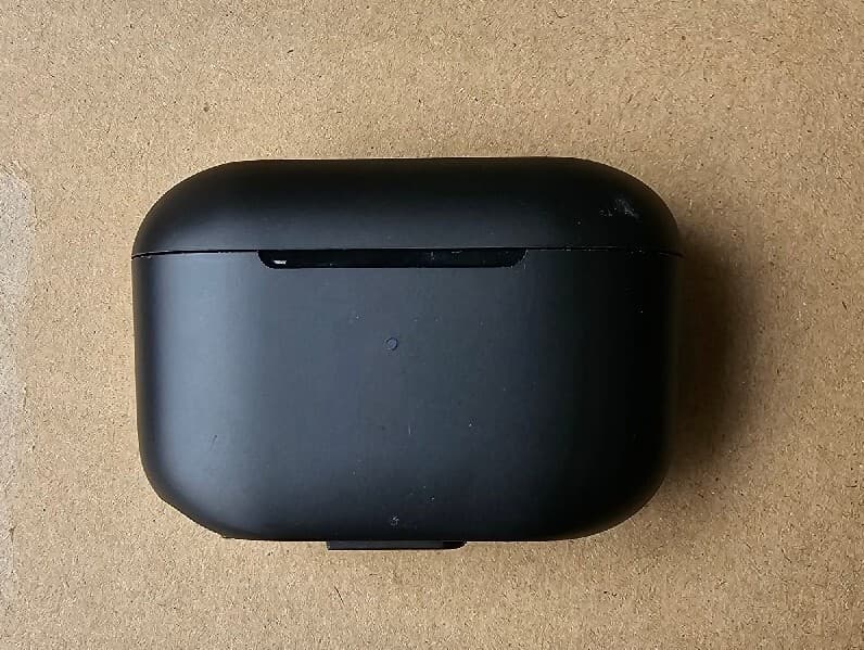 JLab GO AIR POP  CHARGING CASE ONLY Black 4