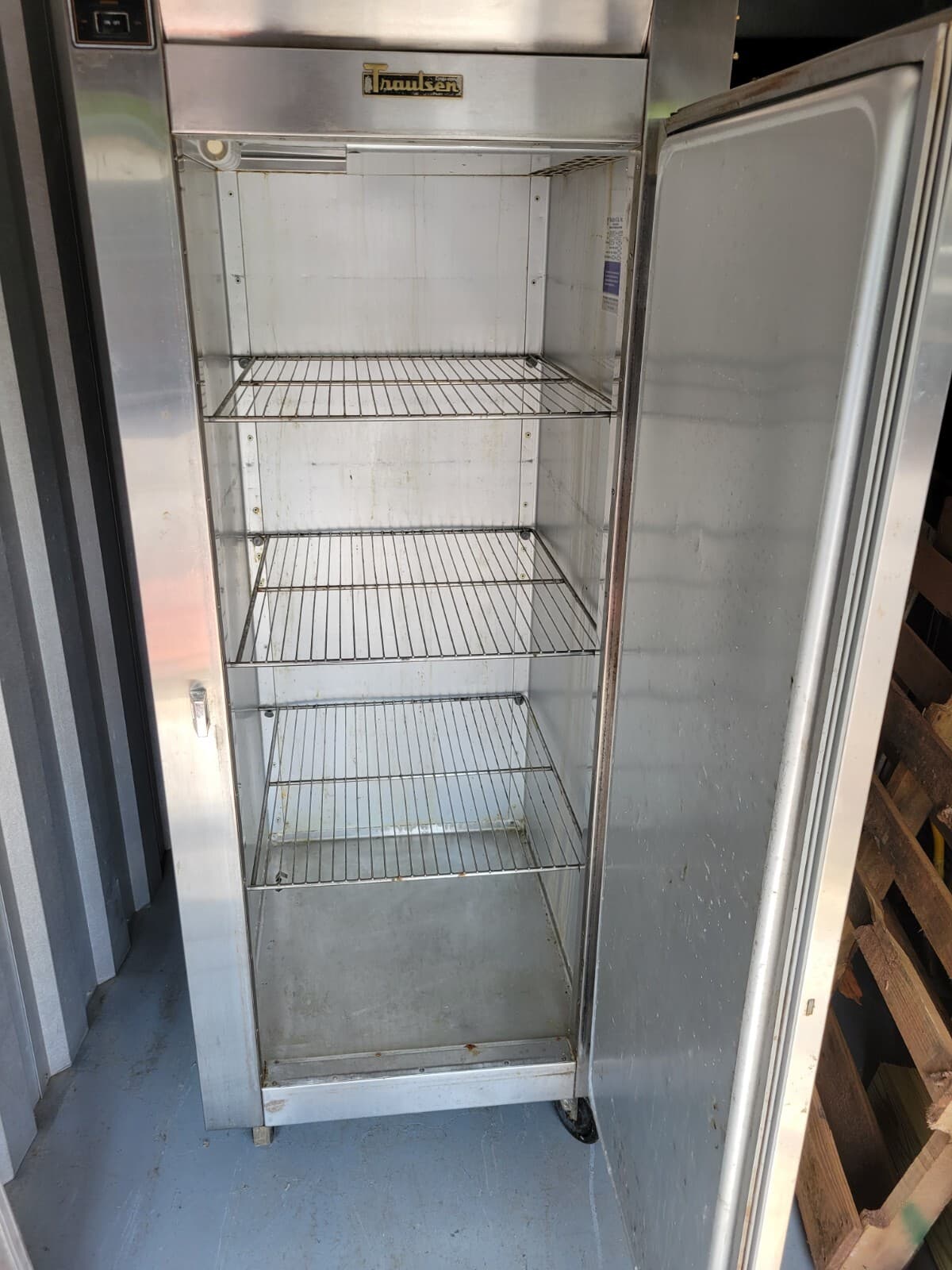 TRAULSEN MHT132WREFHS SINGLE DOOR REFRIGERATOR FREE SHIPPING 30 DAY WARRANTY 3