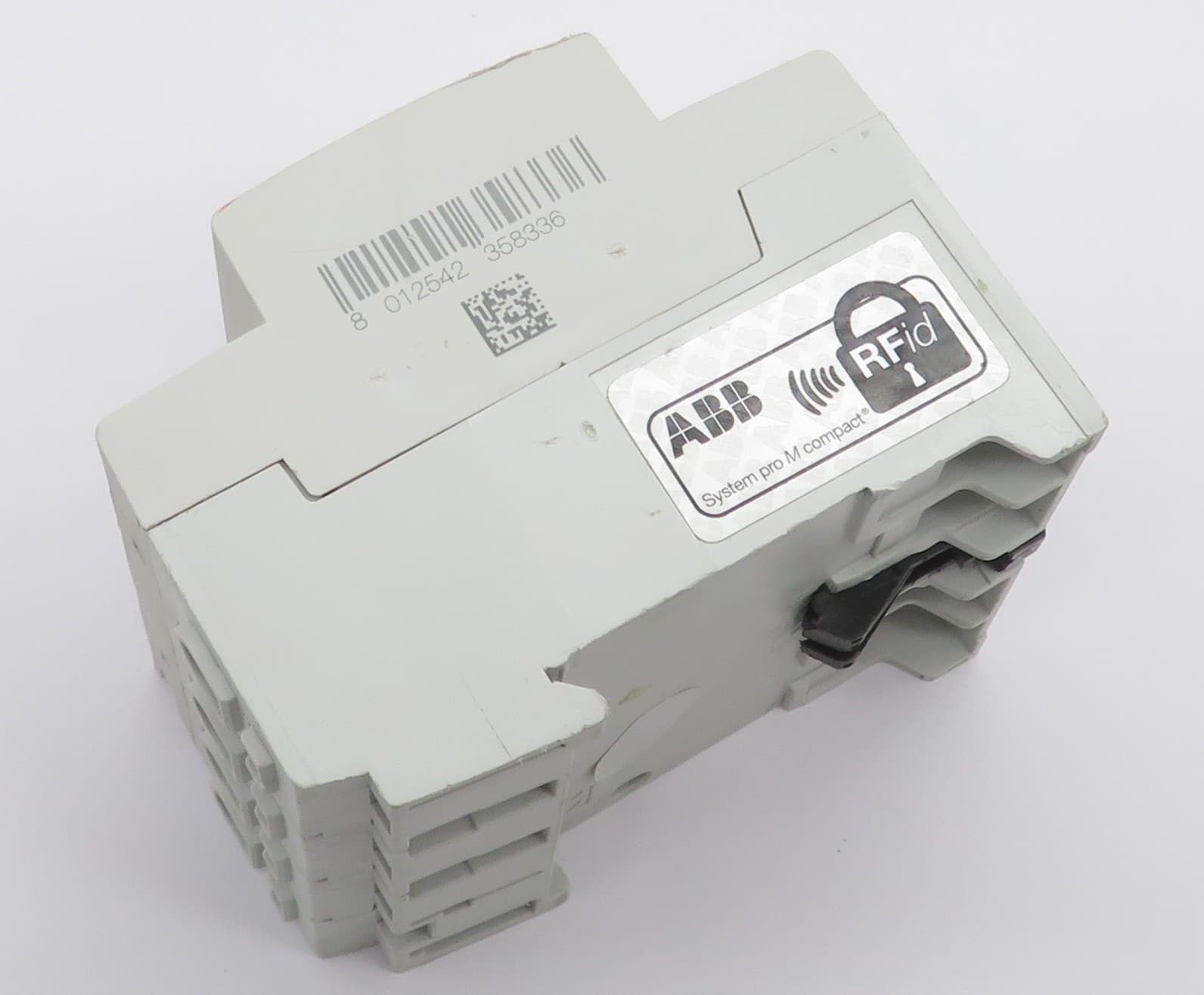 ABB F204 B-40/0.03 FI Circuit Breaker Type B All Current Sensitive 40A 30mA 4 Pole 2