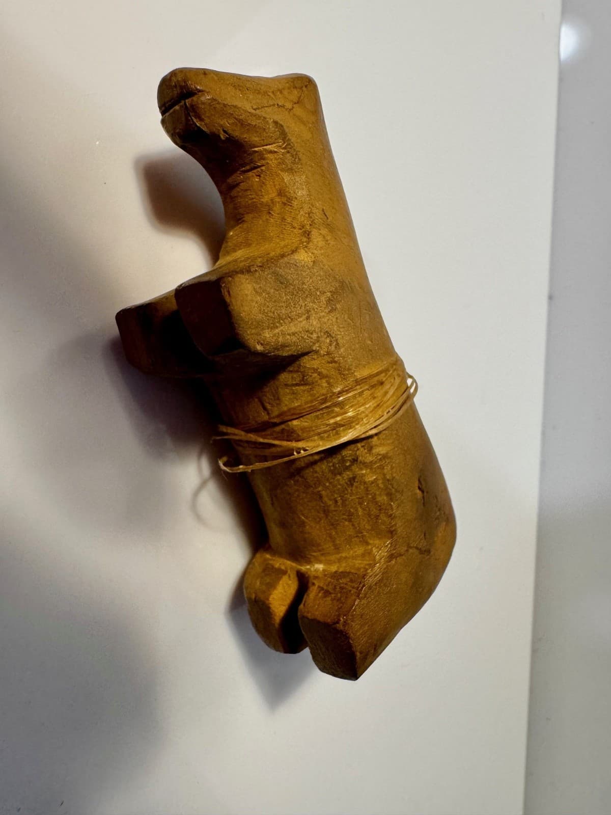 RARE Native Zuni Carved Bear Fetish Attributed to Leo Poblano or Theodore Kucate 5