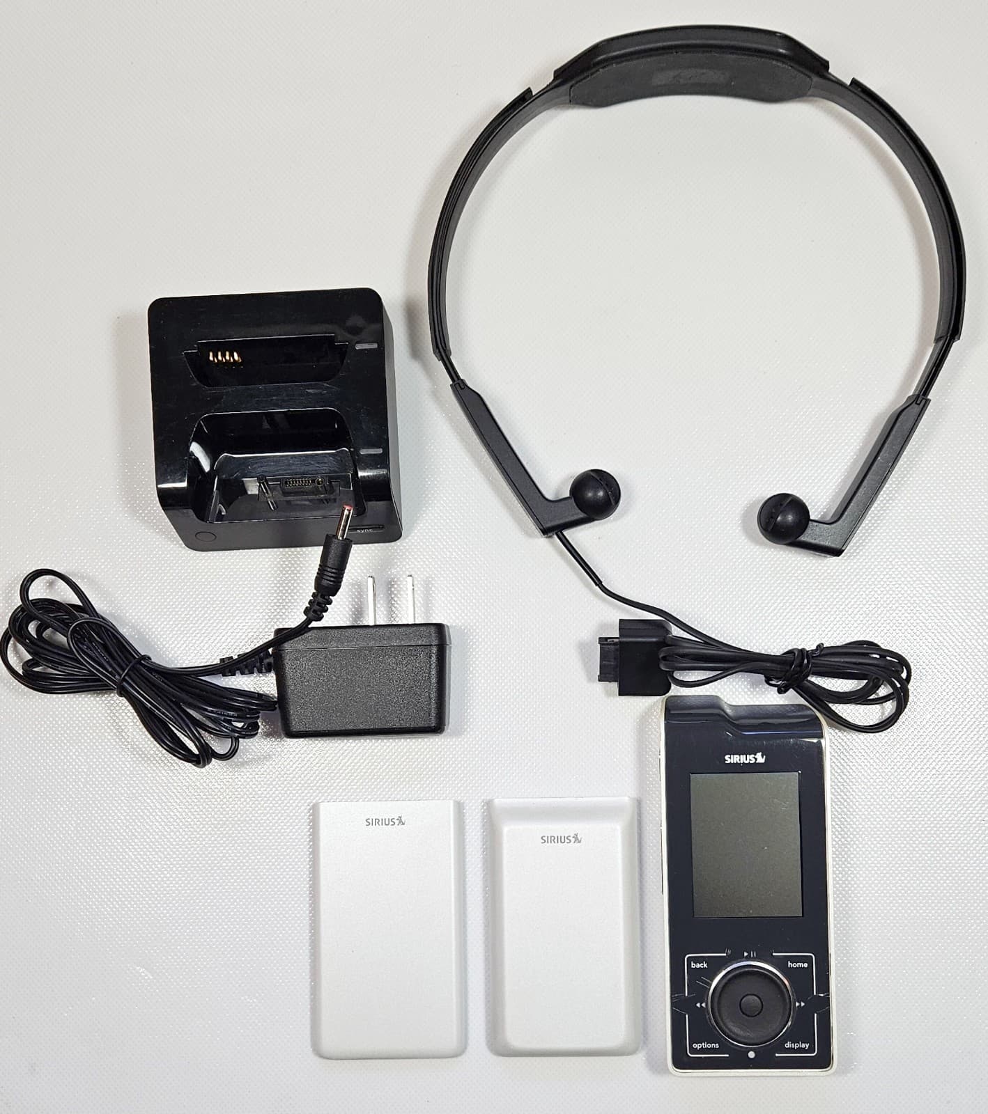 SIRIUS STILETTO SL10 & Charger, Dock, Headphones, Xtras  Working please read