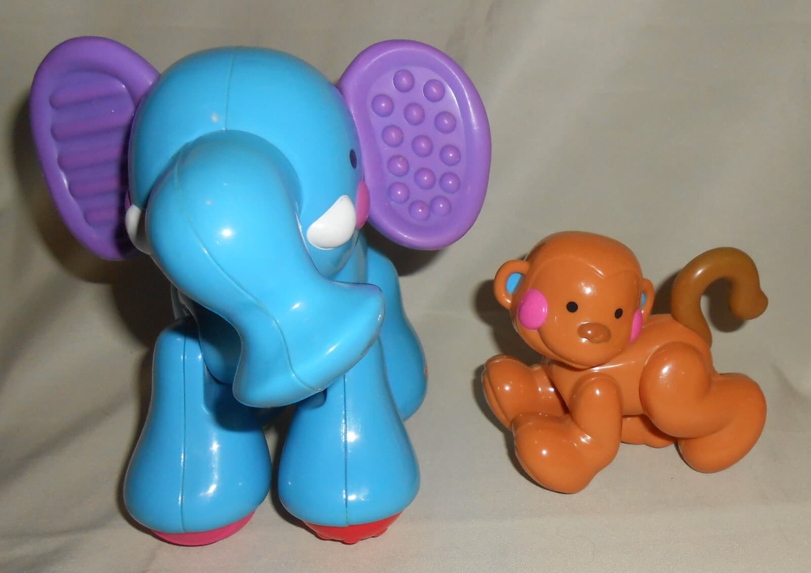 Fisher Price Amazing Animals Sing Go Choo Choo Train Replacement Car and Animals 6