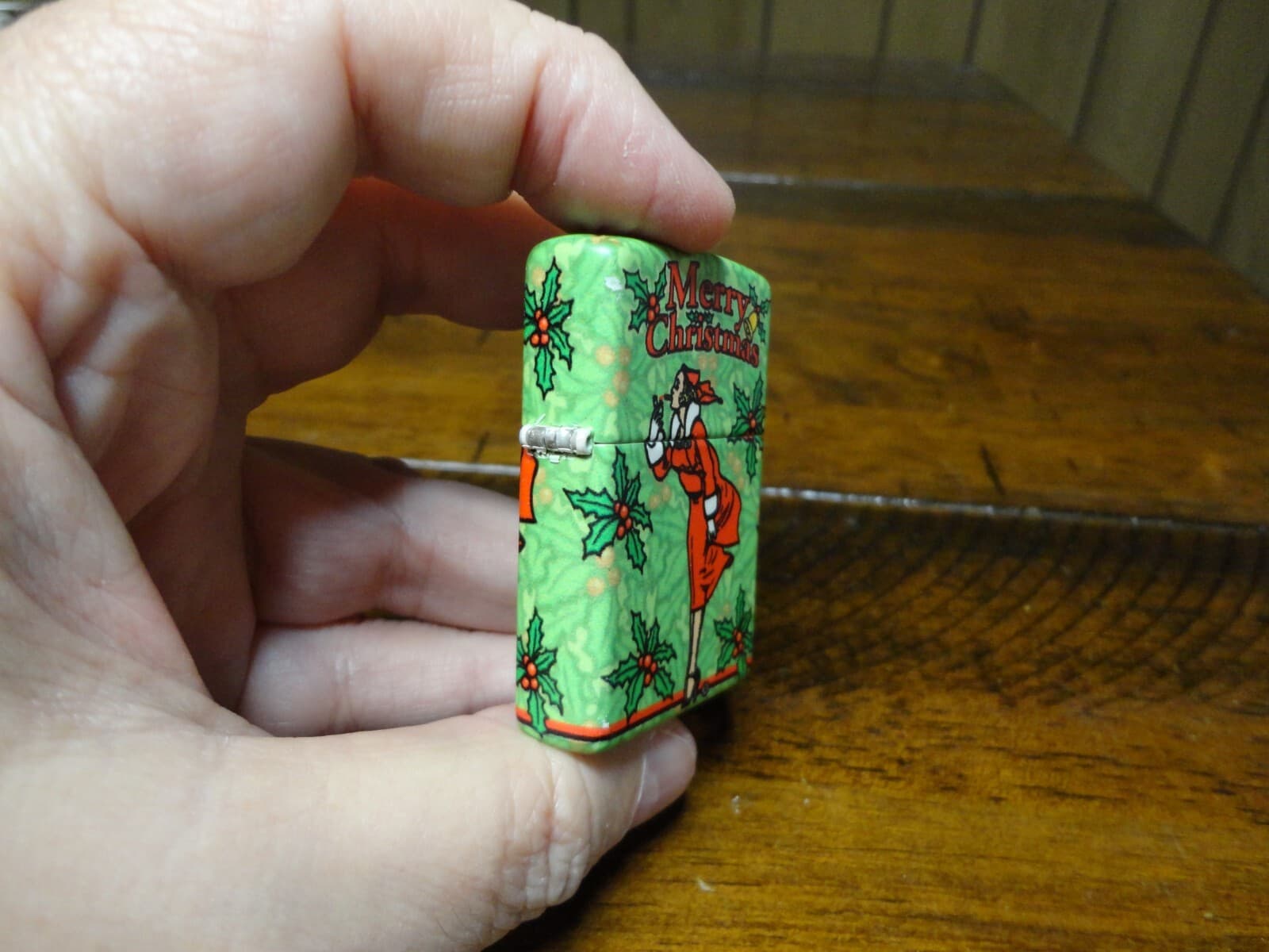 WINDY MERRY CHRISTMAS TREE HOLLY FLAME 540 DESIGN ZIPPO LIGHTER MINT IN BOX 2023 3