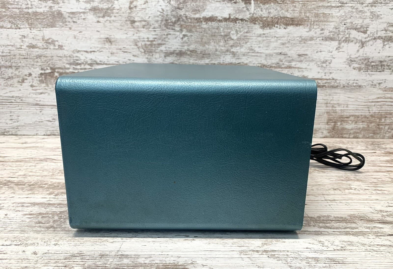 RARE! World Traveler Regency WT-4 Shortwave Receiver Radio Powers On! 2