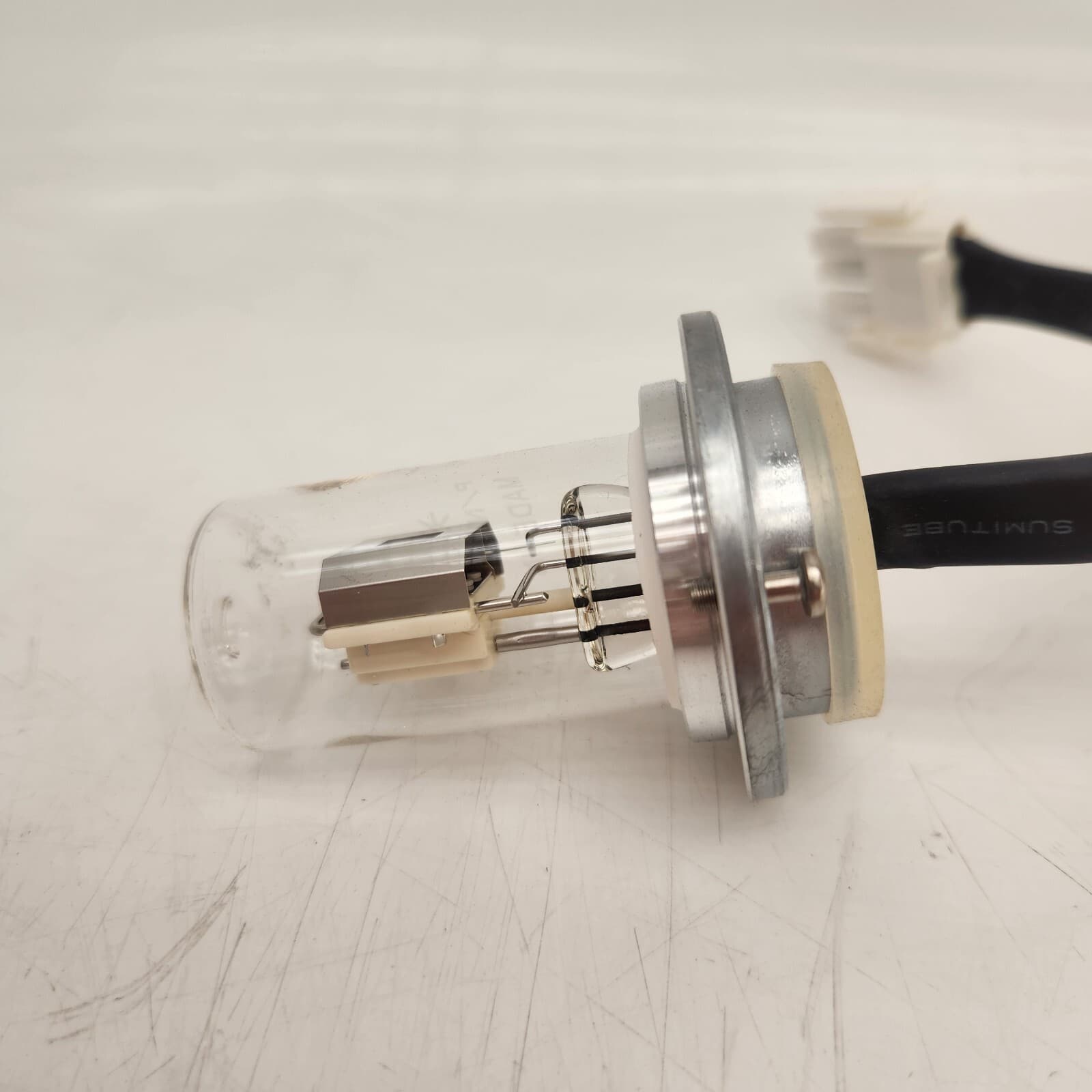 Agilent G1314-60100 Deuterium Lamp | Pre-Owned, Untested 5