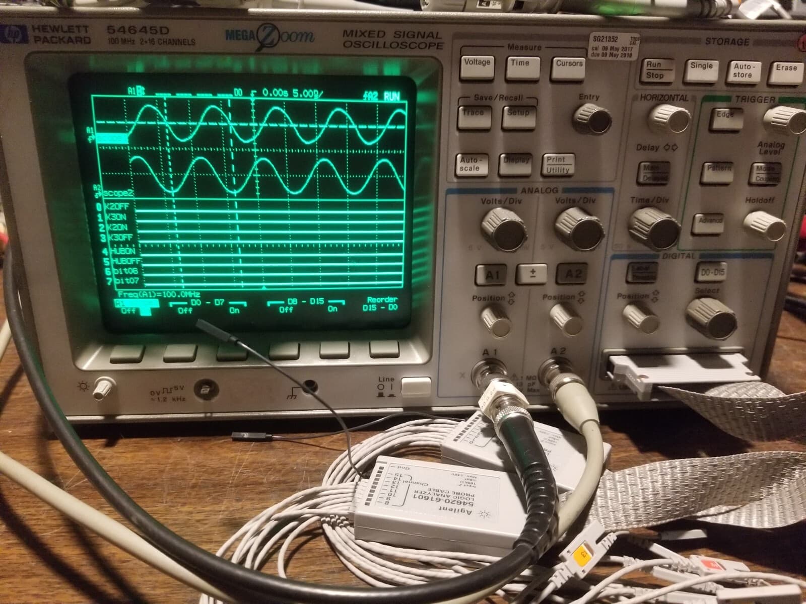 HP54645D Mixed Signal Oscilloscope MSO COMPLETE WITH PROBES. 100MHz 2Ch+16 data 5
