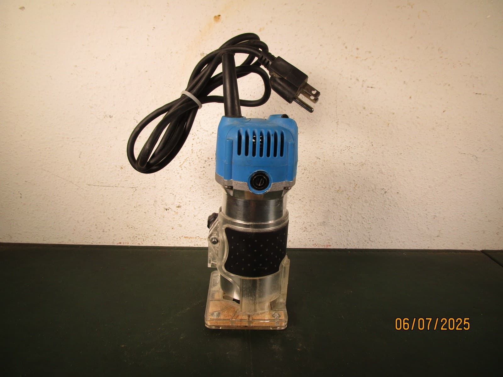 Small Plunge Router 4