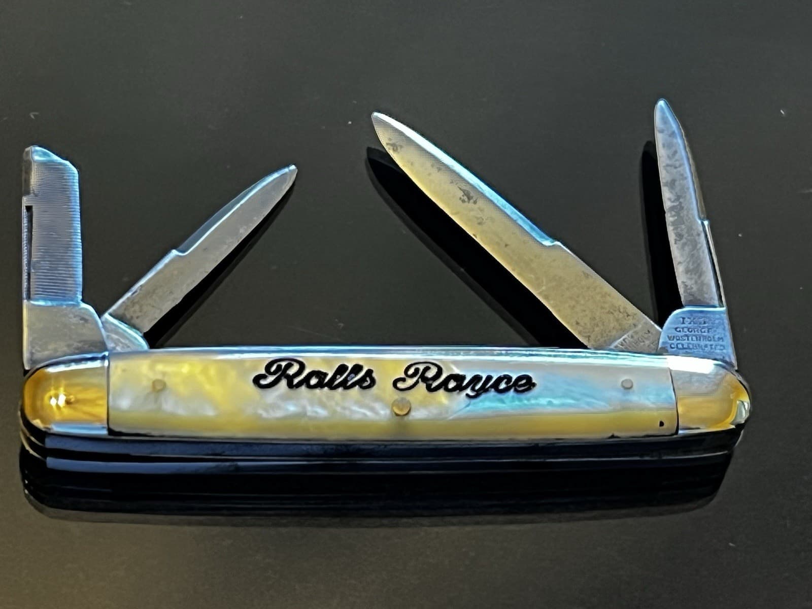 Vintage I•XL Rolls Royce Sheffield England Mother Of Pearl 4 Blade Knife  Used . 3