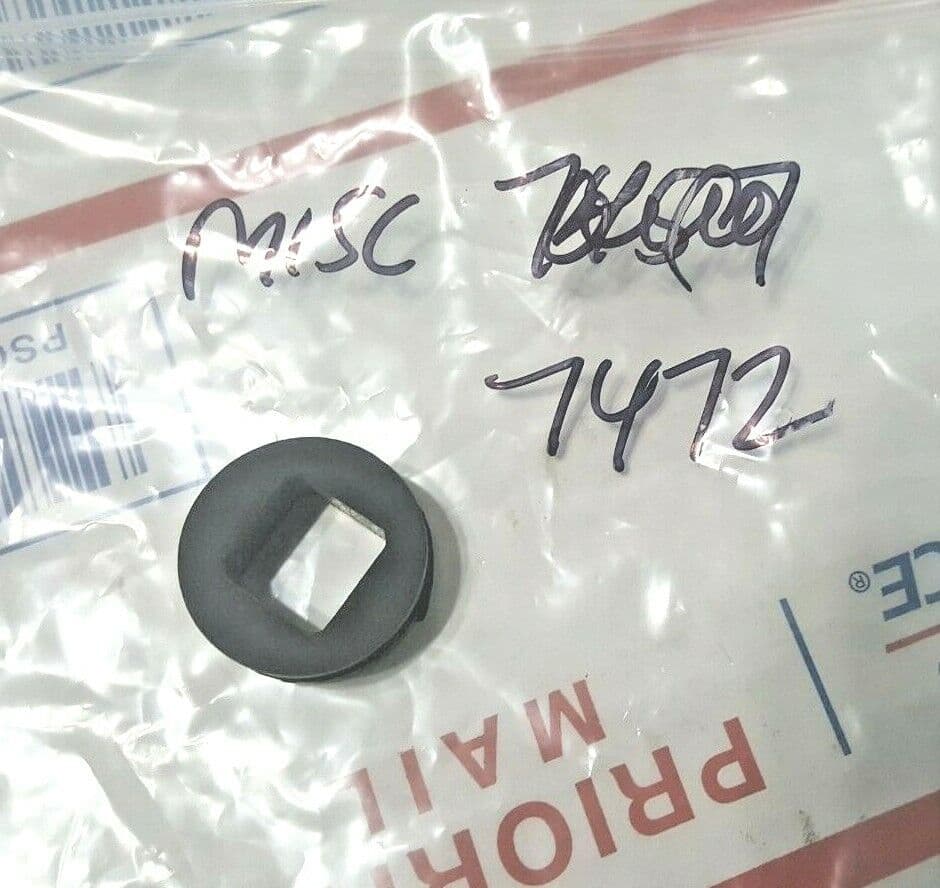 Unknown Yamaha, Kawasaki, Suzuki, Honda Grommet Damper ( misc.7472) 2