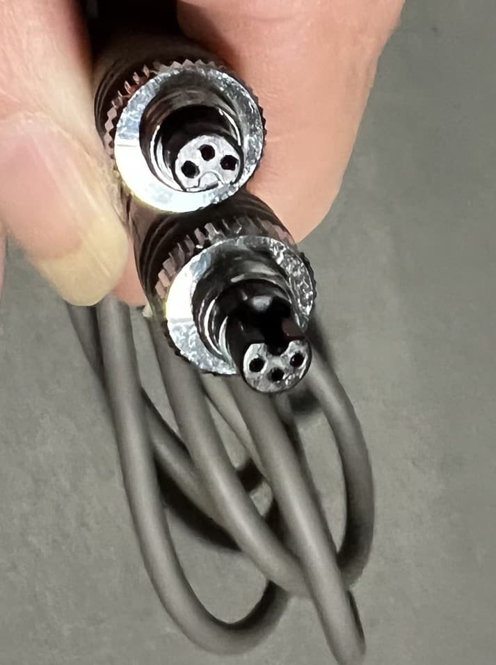 (2) Nikon SC-19 TTL Multi Flash Sync Cords 10 Foot 3