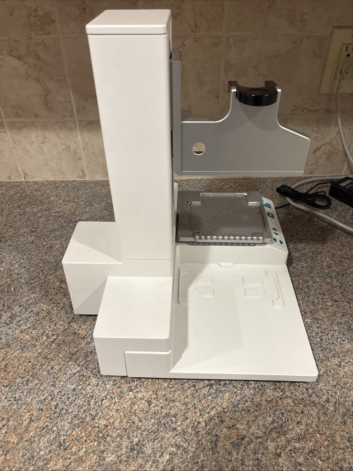 Integra Viaflow Assist Pipetting Robot /  Please read description 6