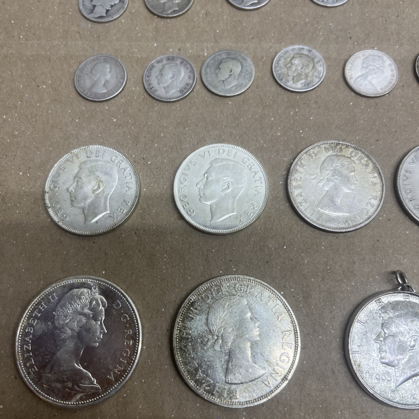Mixed Lot Of 37 Silver Coins Us An Canada scrap of collect 2