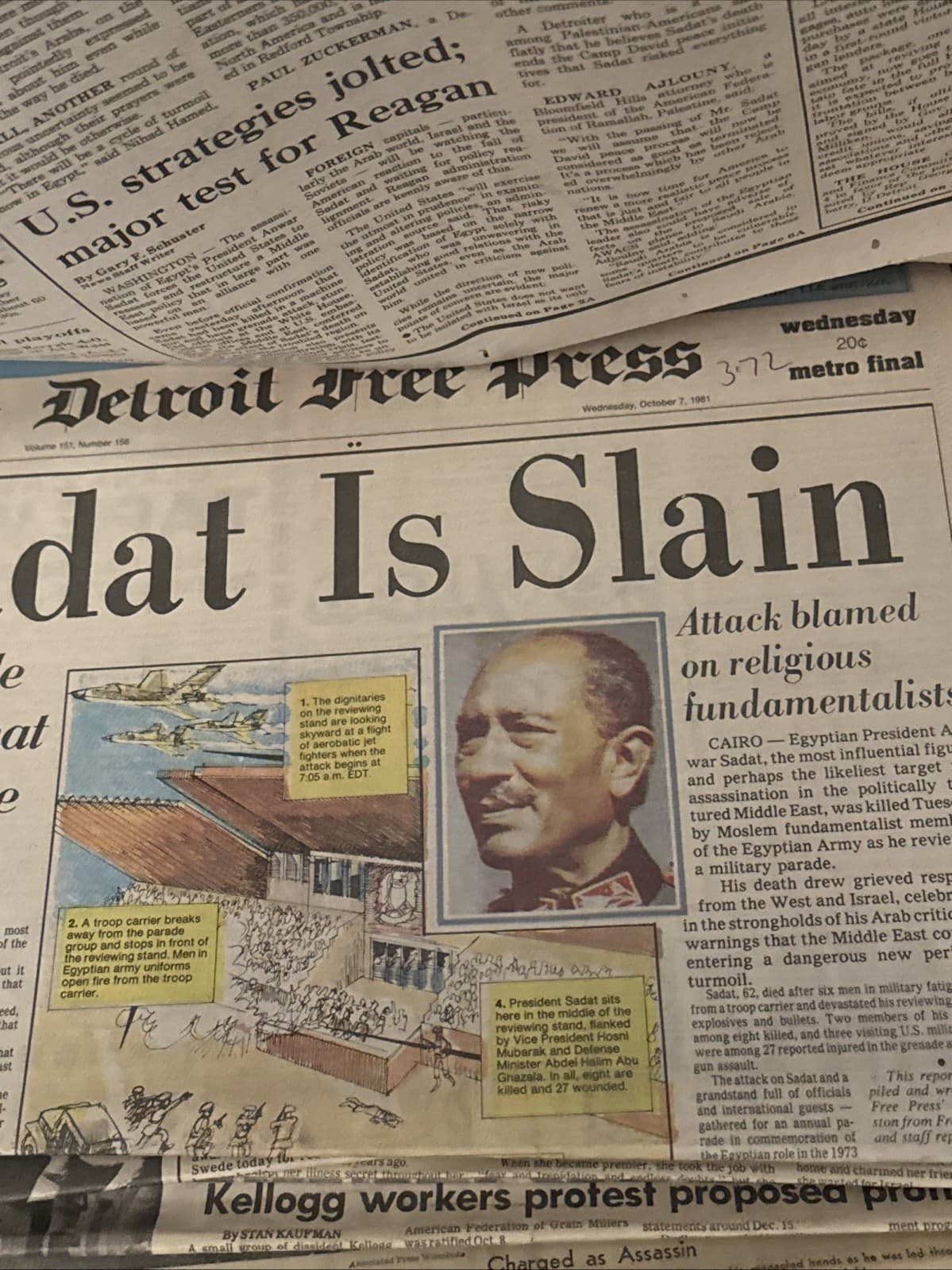 2 Boxes Full Of Historical Newspapers WW2 Sports Music Disasters  Presidents 6