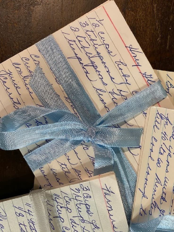  20 vintage handwritten recipe cards. Paper ephemera. Scrapbook. 1970s Free Ship 2