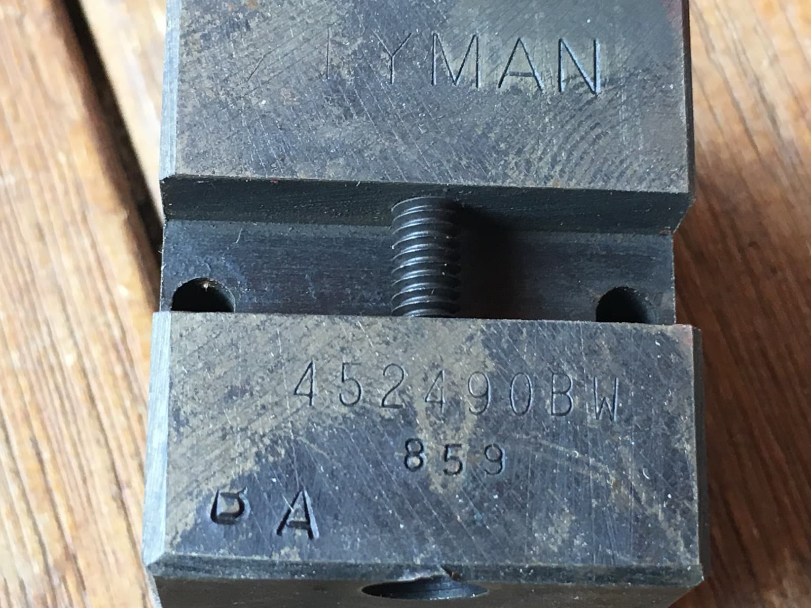 LYMAN BULLET PISTOL MOULD MOLD 45 CAL 452490 3