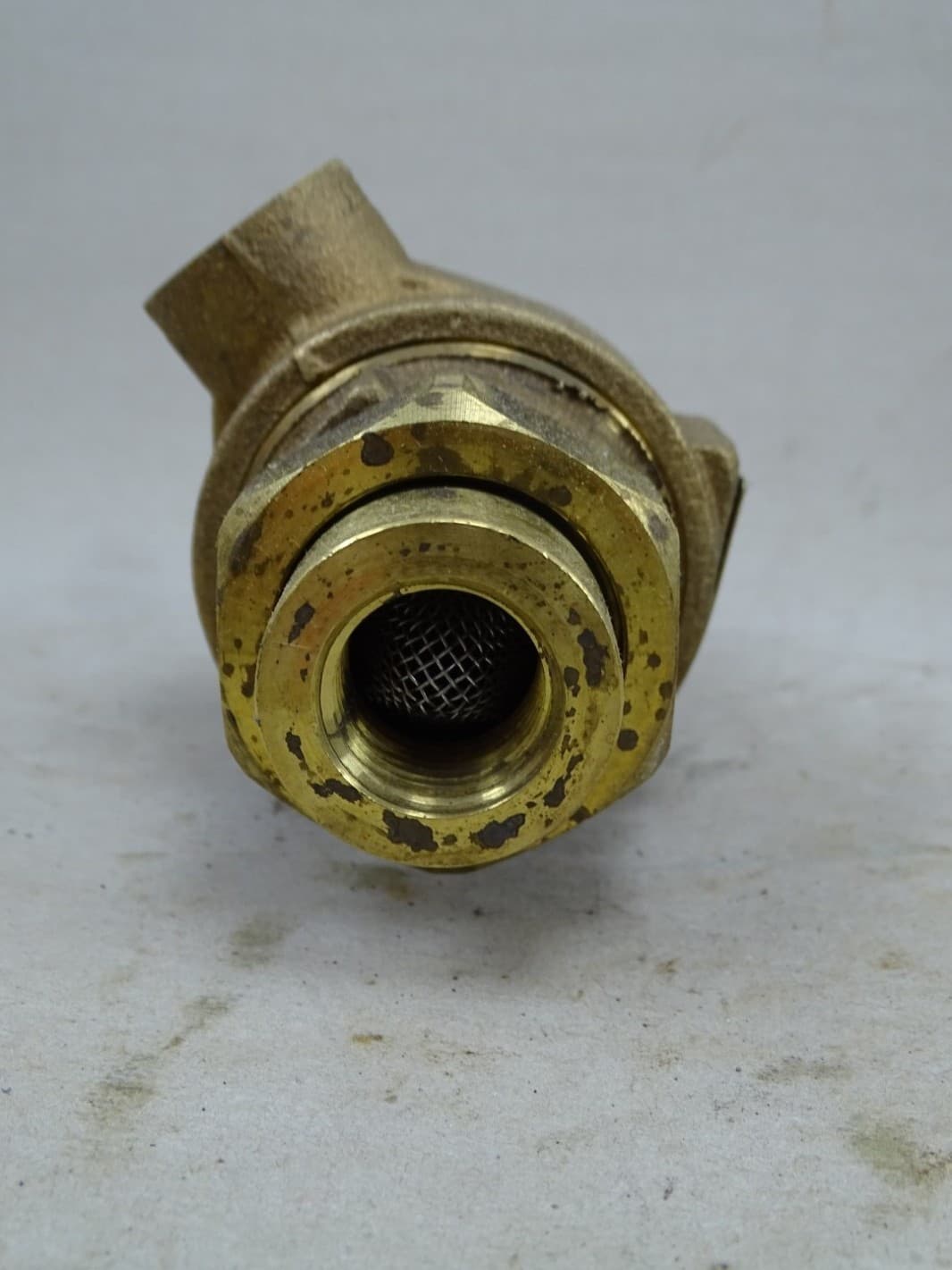 Conbraco Continuous Pressure Backflow Preventer 1/2" x 1/2" F NPT, 40-4A3-3AM 5