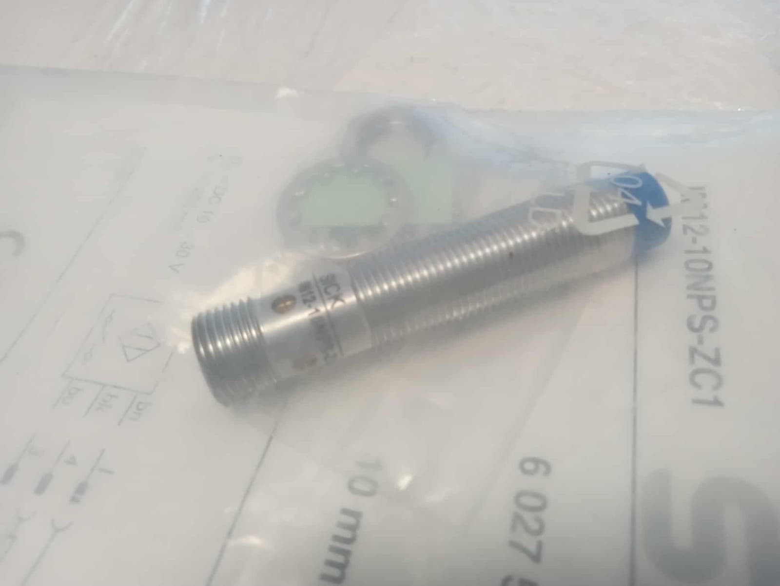 SICK 6027514 IM12-10NPS-ZC1 Metric,M12 x 1,Dia-Ø 12 mm,400 Hz,DC 3-wire,8.1 mm 2