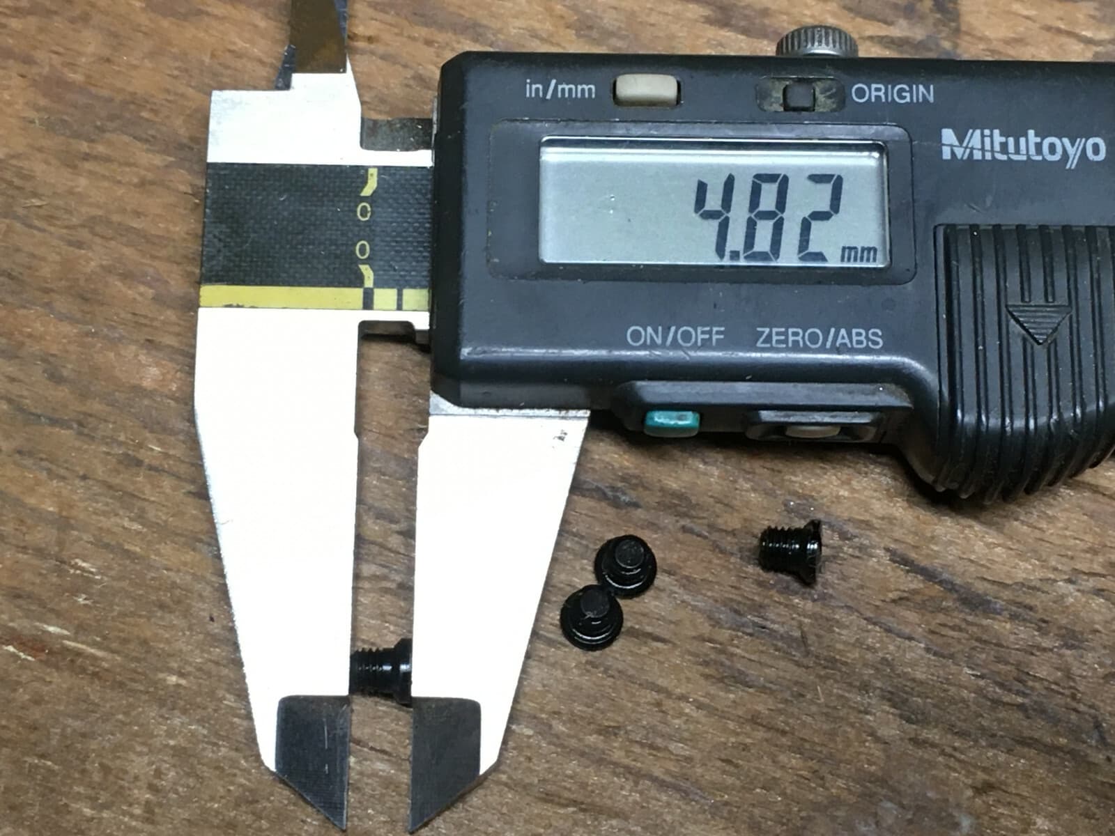 Set of 4 Remington 700 742 760 7400 7600 Front Rear Sight mounting Screws 6-48 6