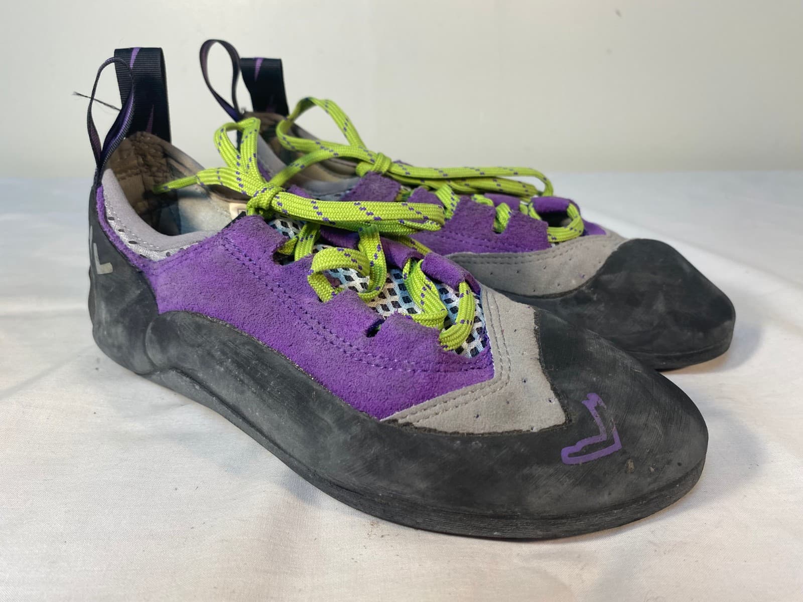 EVOLV Rock Climbing Shoes Women's Leather Lace-up - US 8 3