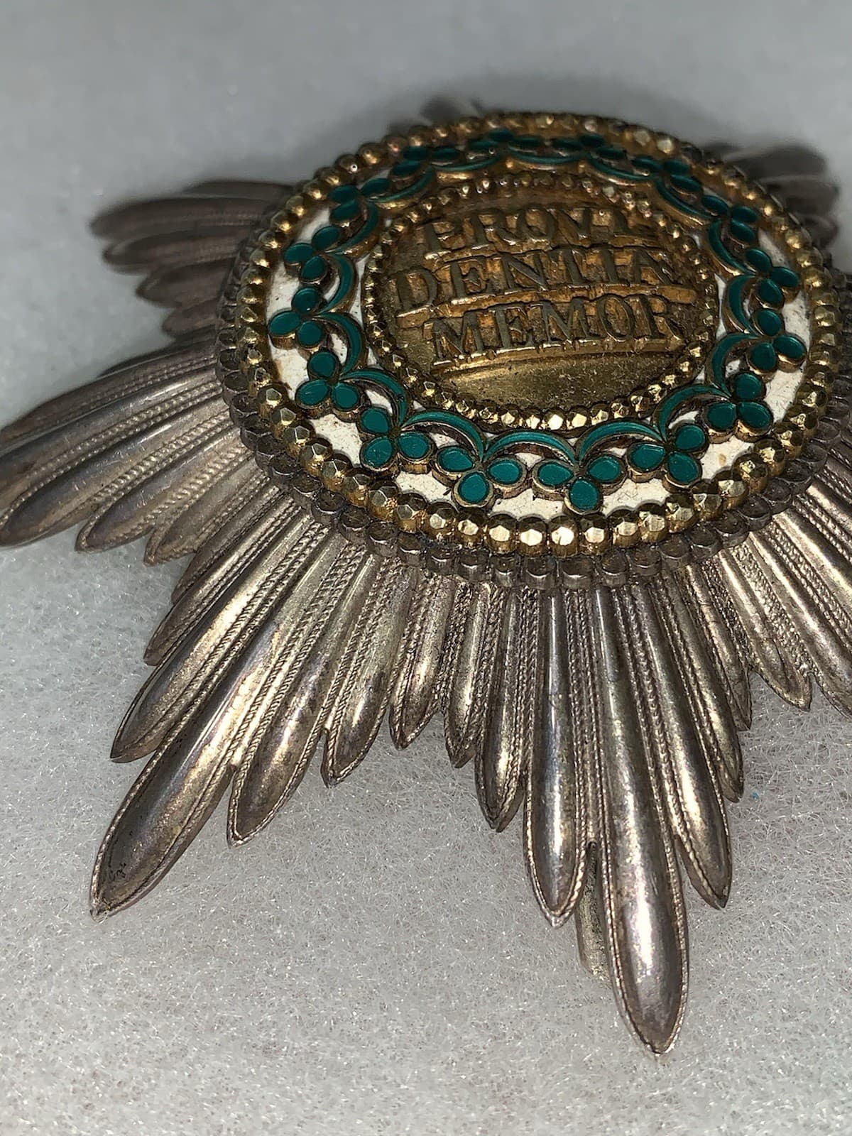 Antique Order of the Rue Crown (Saxony) Star Badge 5