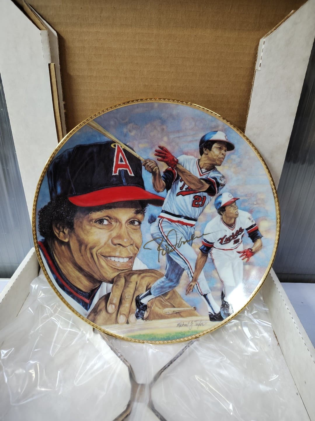 Rod Carew Signed Plate Gartlan USA  Los Angeles Angels Hitting For The Hall