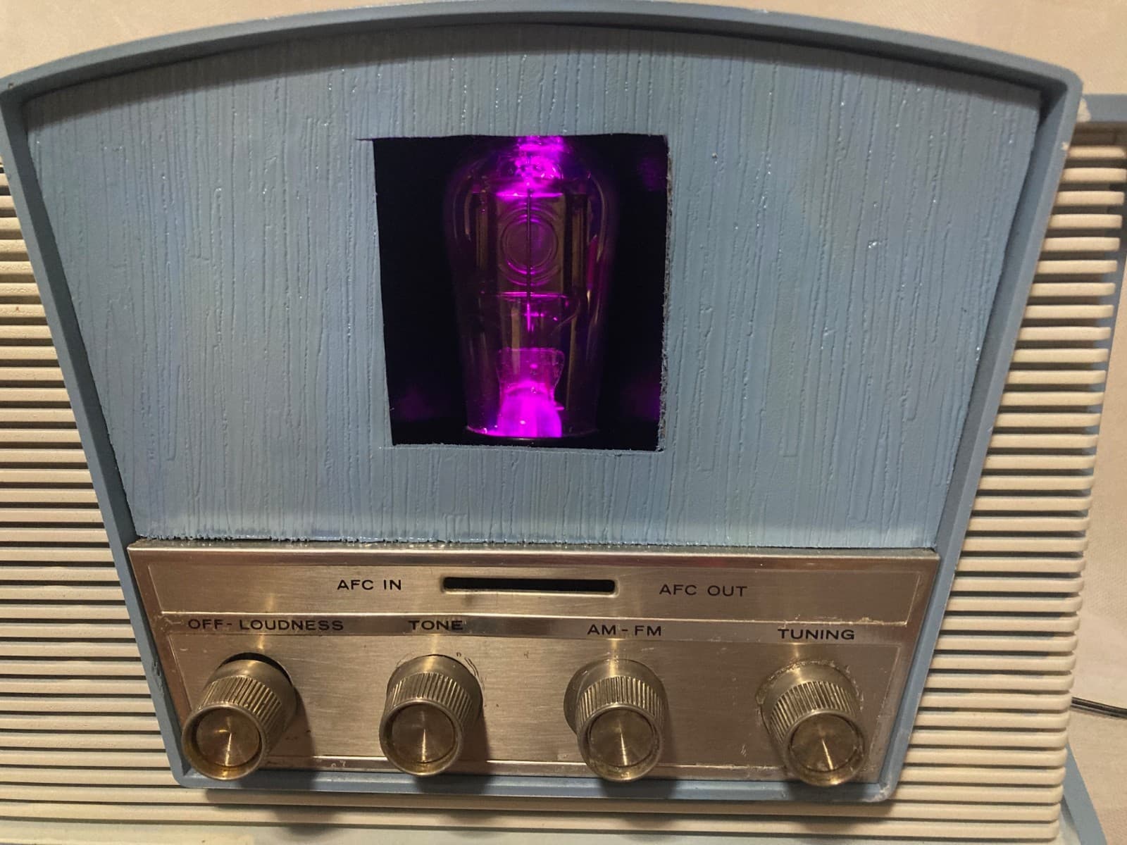 Space Age MCM 1960 Motorola Radio B6N Now Bluetooth with Lited Dial COOL 3