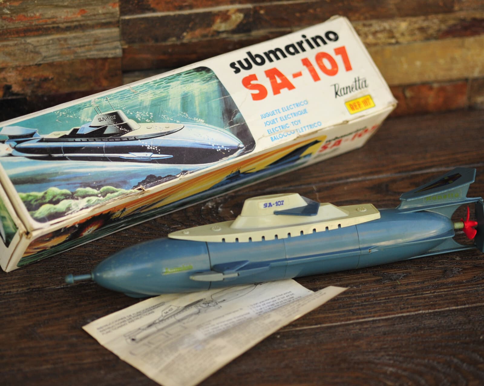 Ranetta-Spain SA-107 Submarino Atomico Submarine Working w Box ~Battery Powered
