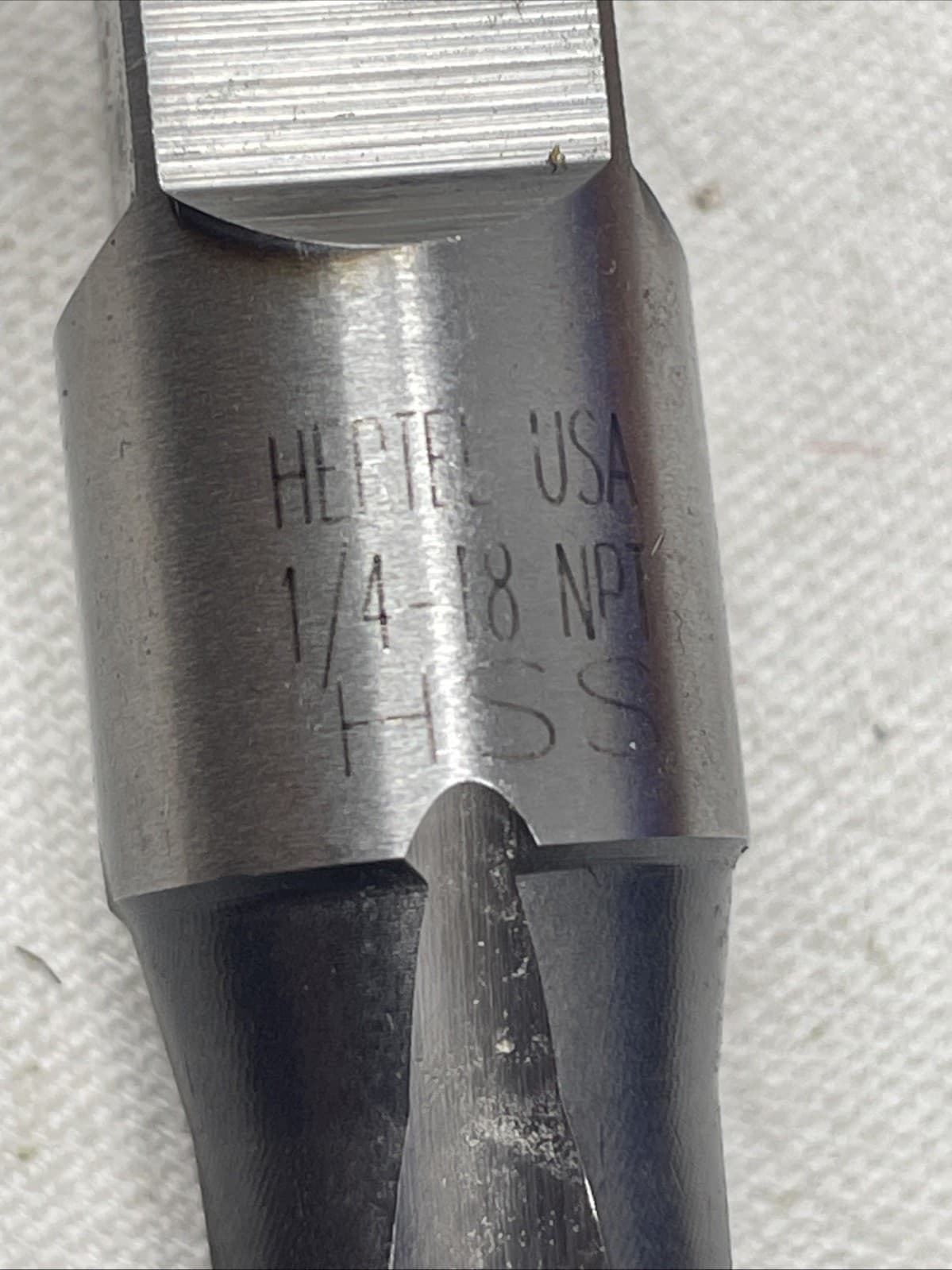 4 Each HERTEL  USA  1/4 x 18 NPT  Pipe Parallel Tap HSS 4