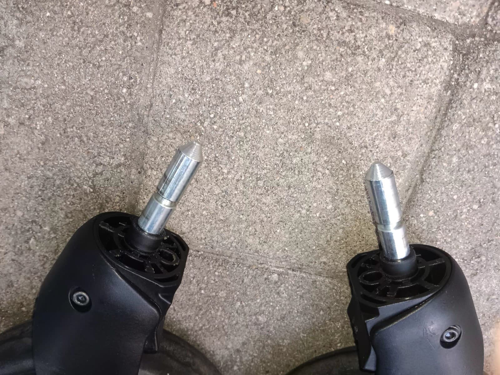 Two (2) Maxi Cosi Zelia Stroller Front Wheels 3