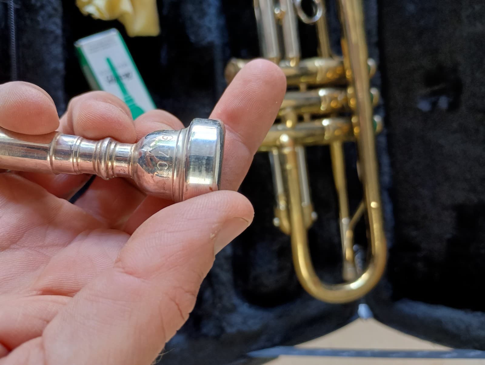 Besson 2-20 Trumpet Untested In Hard Case Sold As Is MADE IN ENGLAND FREE SHIP 4