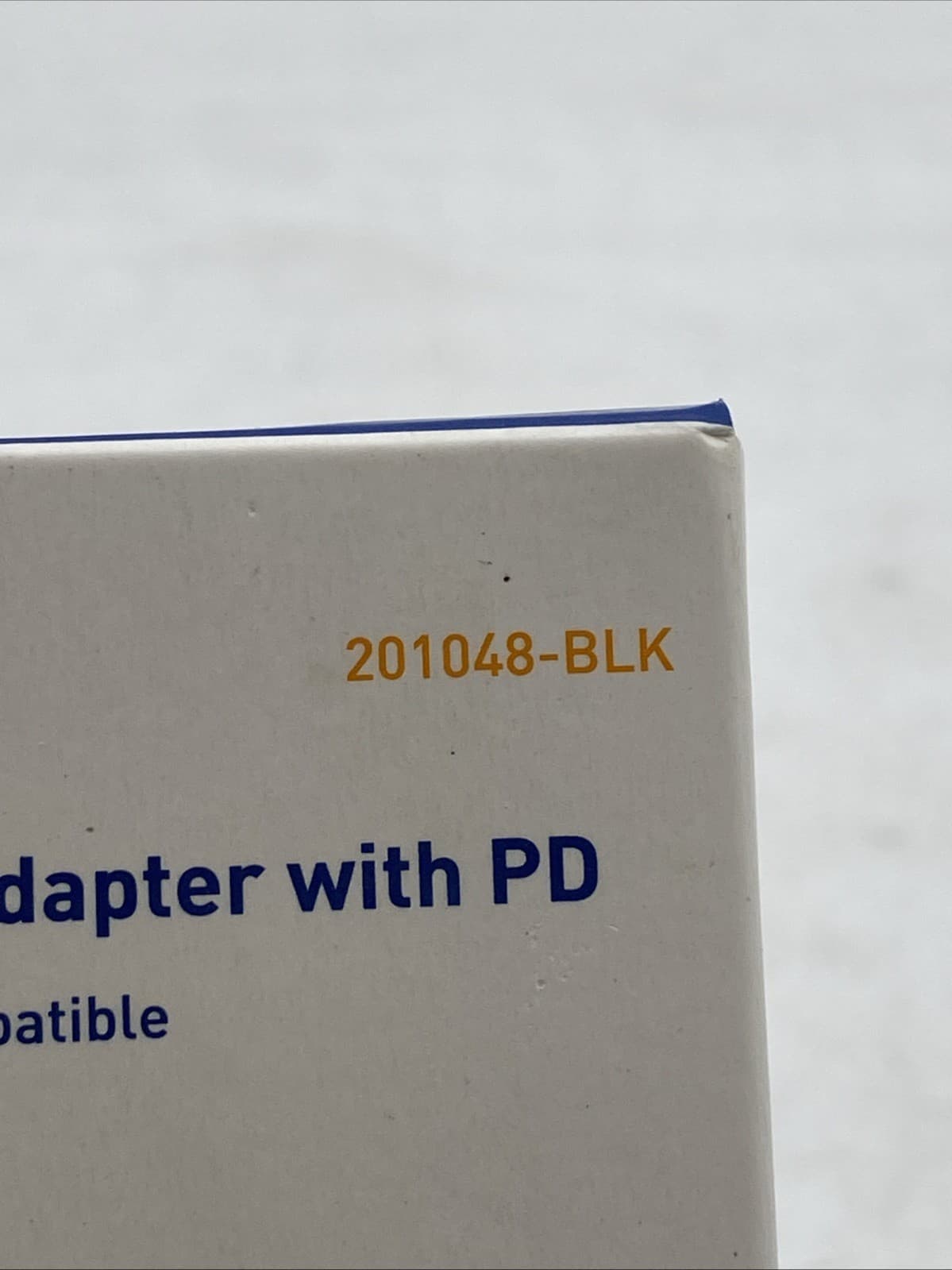 NEW Cable Matters USB-C Multiport Adapter with PD  in Black 201048-BLK 2