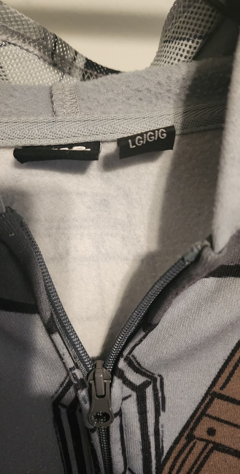 STAR WARS Mandalorian Mens Hoodie Sweatshirt Hood Mask Full Zip Up Jacket Size L 6