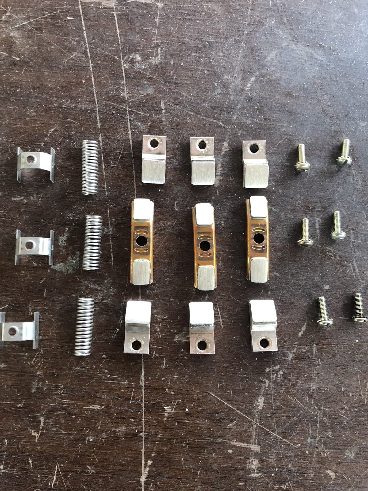 Westinghouse 5250C81G17 Size 4, 3 Pole Contact Kit    NEW 2