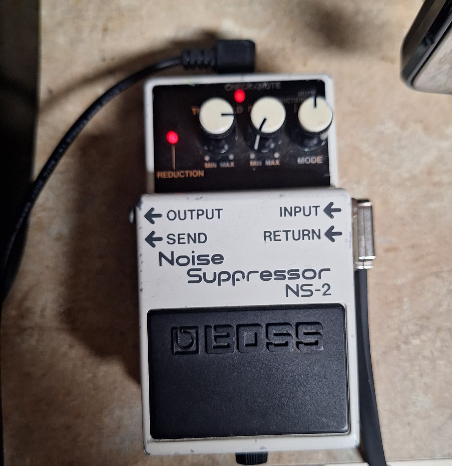 Boss NS-2 Noise Suppressor & Korg PB-01 PitchBlack Chromatic Guitar Pedals 4